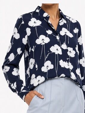 7th Avenue Navy and White Floral Blouse